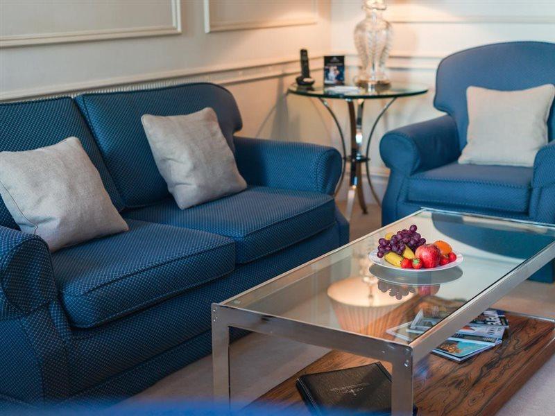 44 Curzon Street By Mansley Con Servicio